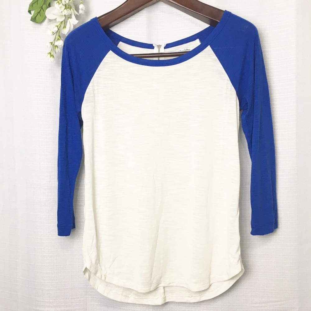 AEO• Royal blue burnout Raglan 3/4 sleeve with back zipper small